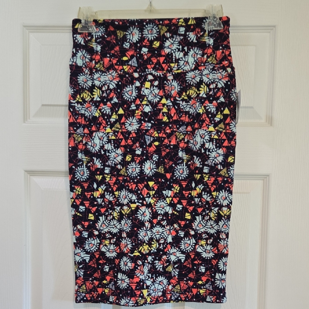 New With Tags Extra Small Cassie Purples Orange Light Blue And Yellows